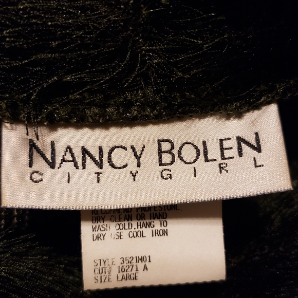 pants and top - Picture 10 of 10